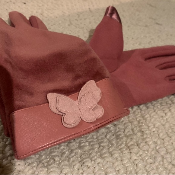 Pink velvet gloves - Picture 3 of 3